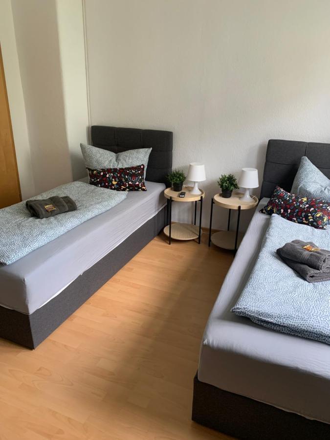 Jena City Apartment, Balkon, Sonnig, Wifi, Parkplaetze, Naehe Zentrum Exterior foto
